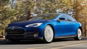 © Tesla