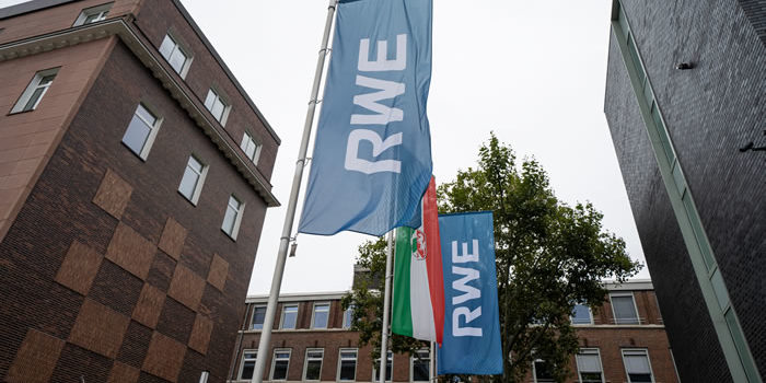 RWE Logo Fahnen