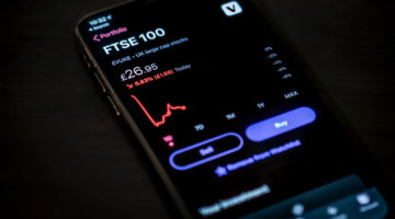 FTSE 100 Smartphone Lurs